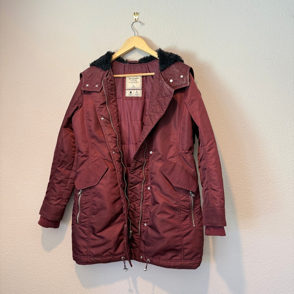Abercrombie & Fitch Womens Burgundy Water Resistant Faux Fur Hood Parka Coat M